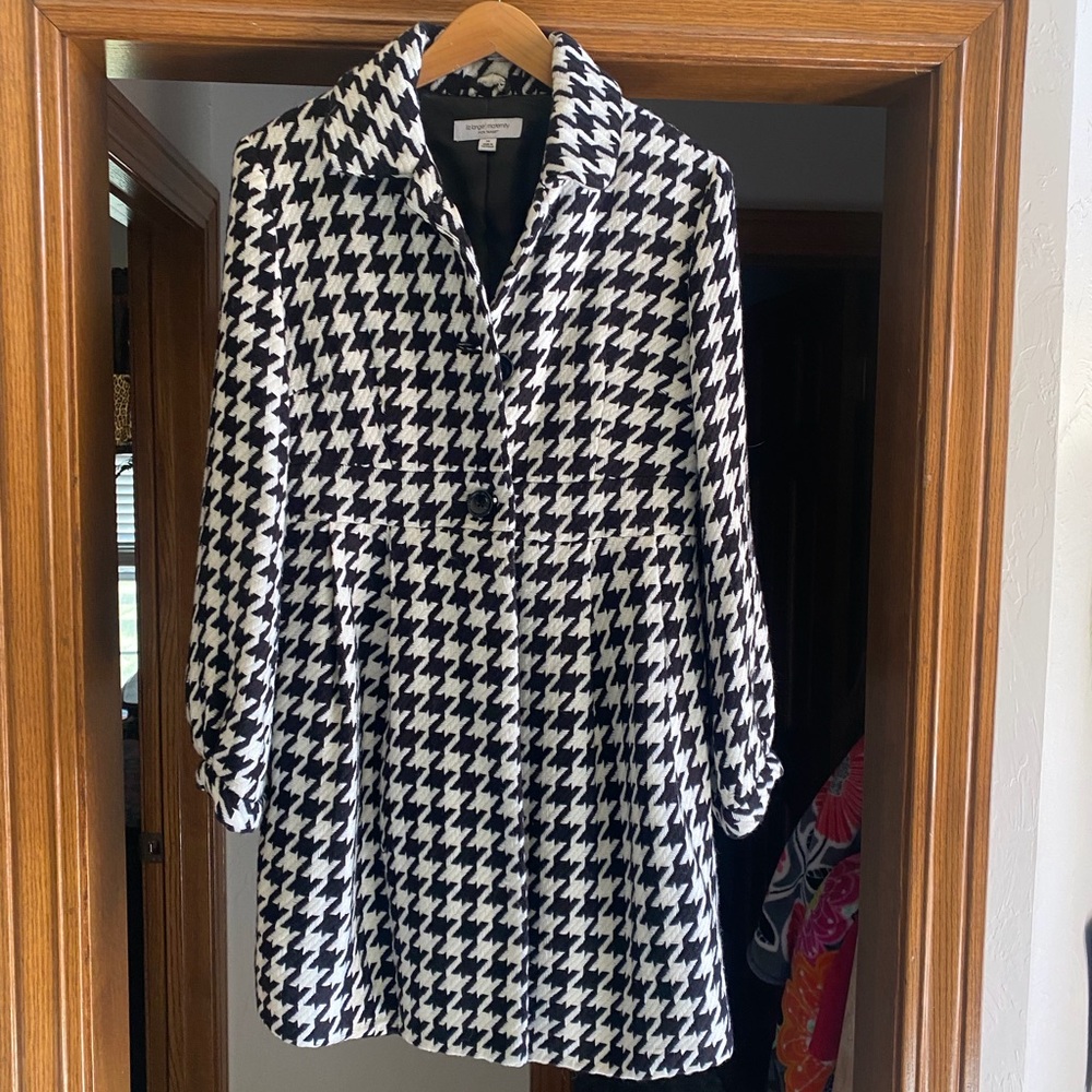 Black Liz Lange Maternity Blazer